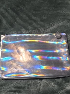 ipsy Holographic Rainbow Makeup Pouch - Silver Sheen